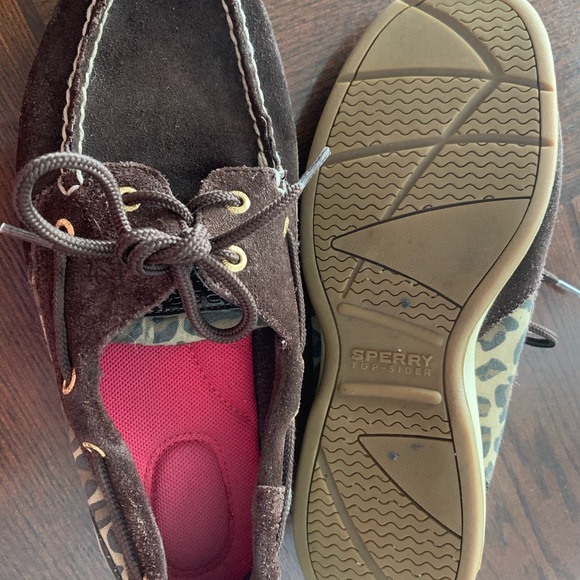 Sperry’s Brown Suede and Leopard sz 6.5 - Picture 1 of 5